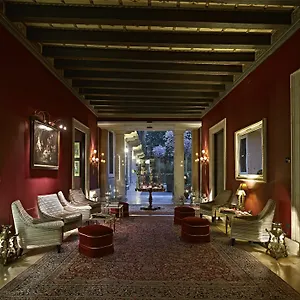 The Gentleman Of 3* Verona